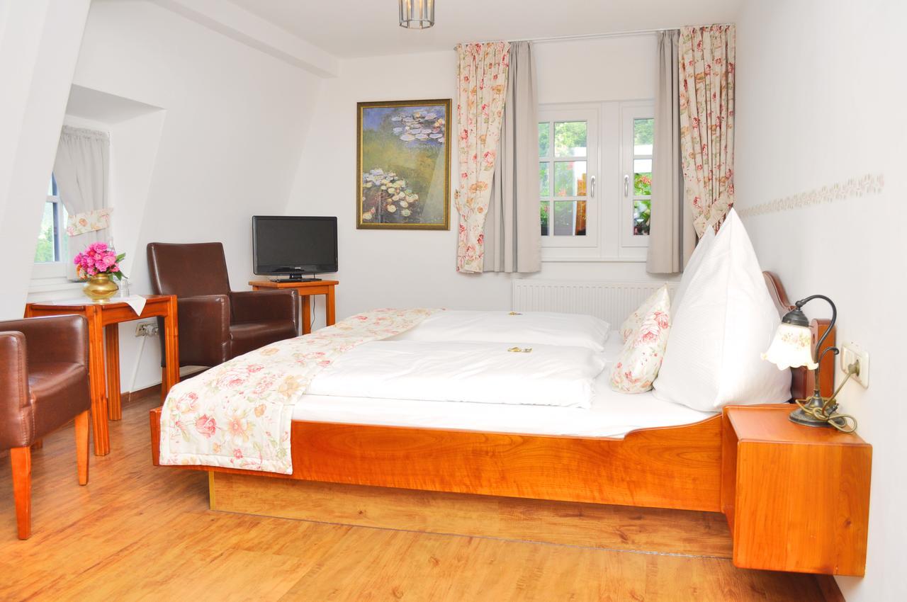 Bed and Breakfast Altes Zollhaus Beilstein  Zewnętrze zdjęcie